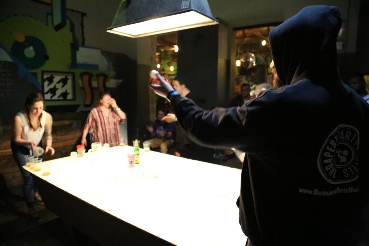 Retox Party Hostal *
